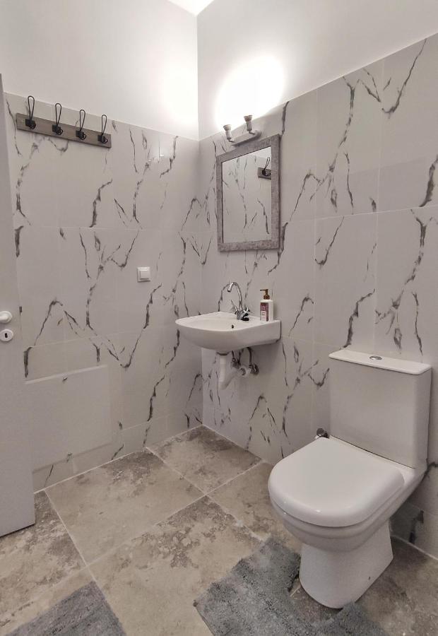 Appartement Garnet 3 à Kalamata Extérieur photo