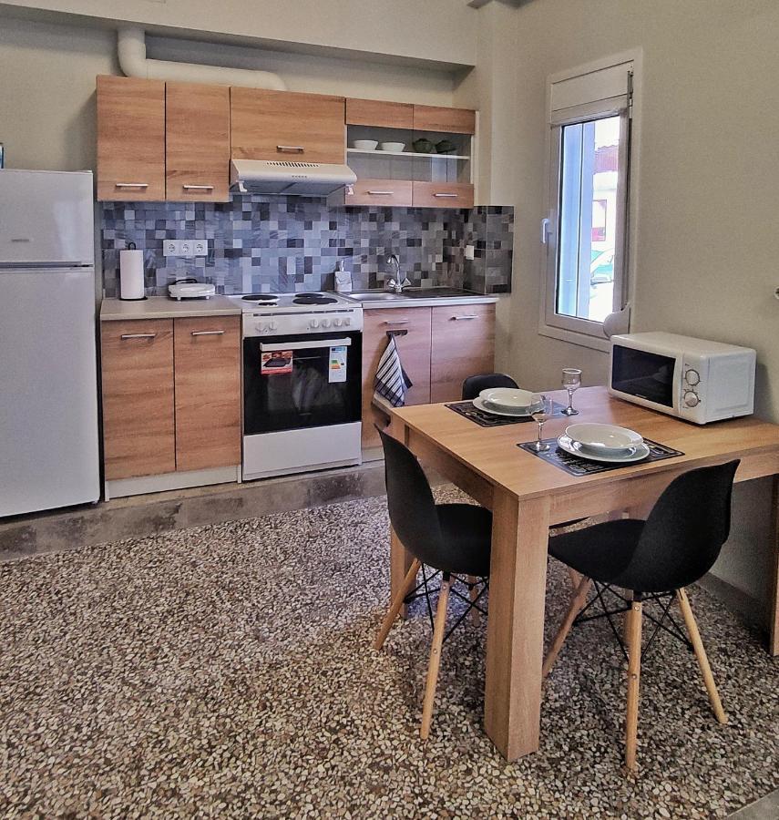 Appartement Garnet 3 à Kalamata Extérieur photo